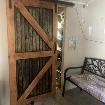 Higgs & Sons - Barn door - Handyman Near Me Higgs & Sons - Barn door - Handyman Near Me