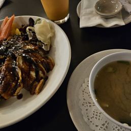 Unagi Don, Miso Soup, Thai Milk Tea Unagi Don, Miso Soup, Thai Milk Tea