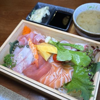 Yoshi Sushi - Chirashi Don - Japanese Near Me - San Jose, California Yoshi Sushi - Chirashi Don - Japanese Near Me - San Jose, California