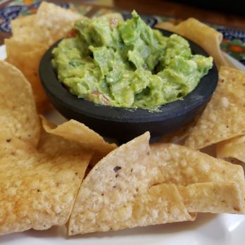 Las Brisa's - Medium Guacamole and chips - Mexican Near Me - Sheboygan, Wisconsin Las Brisa's - Medium Guacamole and chips - Mexican Near Me - Sheboygan, Wisconsin
