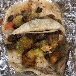 Pemex Gasolinera - Mmmm these tacos are so damn good