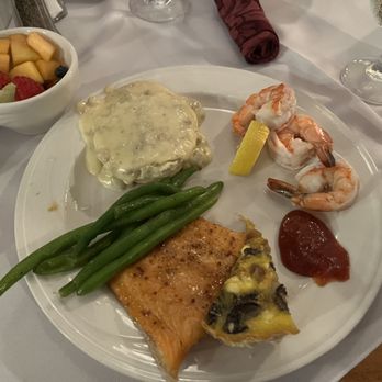 Wiggins Tavern at Hotel Northampton - Fruit salad, Biscuit with sausage gravy, shrimp cocktail, mushroom quiche, salmon and green beans - Seafood Near Me - Northampton, Massachusetts Wiggins Tavern at Hotel Northampton - Fruit salad, Biscuit with sausage gravy, shrimp cocktail, mushroom quiche, salmon and green beans - Seafood Near Me - Northampton, Massachusetts