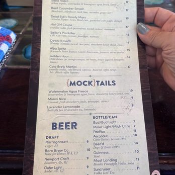 Dead Eye Dick's - New American Near Me - Block Island, Rhode Island