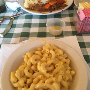 Pine Country Restaurant - Mac and cheese and corn beef dinner - Breakfast & Brunch Near Me - Williams, Arizona Pine Country Restaurant - Mac and cheese and corn beef dinner - Breakfast & Brunch Near Me - Williams, Arizona