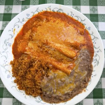 Mom’s Kitchen Express - Red cheese enchiladas - American Near Me - Van Horn, Texas Mom’s Kitchen Express - Red cheese enchiladas - American Near Me - Van Horn, Texas