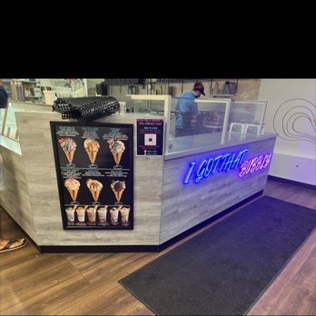 Eiffel Waffle - Ice Cream & Frozen Yogurt Near Me - Bolingbrook, Illinois