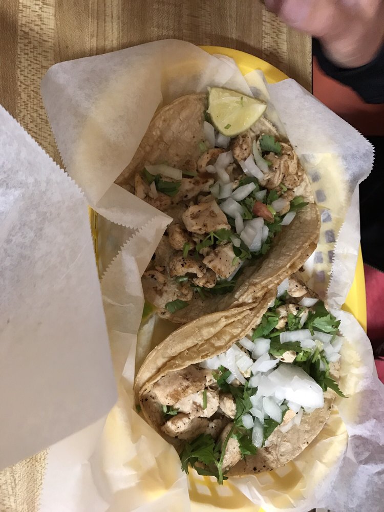 Food from El Mercadito Taqueria