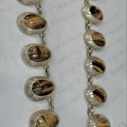 nJOYn Jewelers