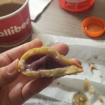 Jollibee - Inside of ube pie - Fast Food Near Me - Orlando, Florida Jollibee - Inside of ube pie - Fast Food Near Me - Orlando, Florida