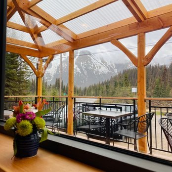 McKinley Creekside Cafe - Our amazing breathtaking view - Cafes Near Me - Denali, Alaska
