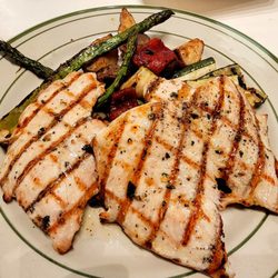 Mandola’s Italian Kitchen - Grilled Chicken with veggies