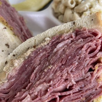 Kosher Bite - a corned beef sandwich and macaroni salad - Delis Near Me - Laguna Hills, California