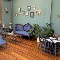 The Beekeeper’s Café - Beautiful space