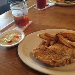 Dk's Kitchen - Friday lunch special, fish, fries, hushpuppies and really good coleslaw!! Plus tea for 6.50$!