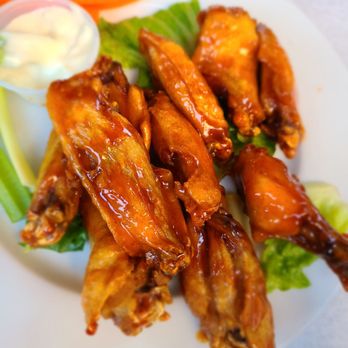 Fillmore's Tavern - Chicken wings! - Pubs Near Me - Flushing, New York