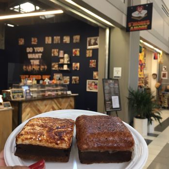S'mores Amore - Desserts Near Me - Norfolk, Virginia