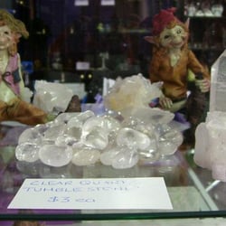 Elizabeth's Crystal Garden - All sorts of gifts for all sorts of people!