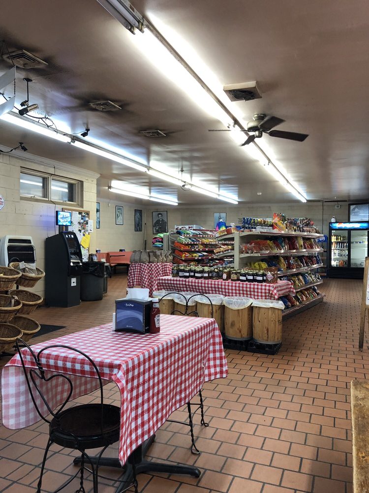 MOORE’S COUNTRY STORE 27 Photos & 34 Reviews Grocery 6963