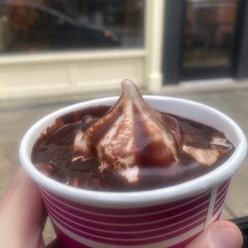 The Parlour - Soft serve with hot fudge - Ice Cream & Frozen Yogurt Near Me - Durham, North Carolina The Parlour - Soft serve with hot fudge - Ice Cream & Frozen Yogurt Near Me - Durham, North Carolina