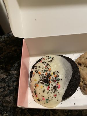 Crumbl - Renton by null