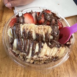 Crest and Berry - Nu Berry bowl