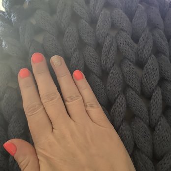 Bebee Nails & Spa - Nail Salons Near Me - Redding, California