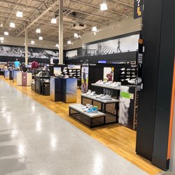 DICK'S Sporting Goods