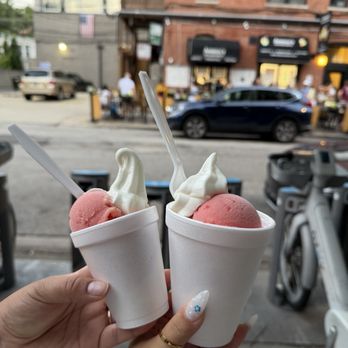 Annette's Italian Ice - Ice Cream & Frozen Yogurt Near Me - Chicago, Illinois Annette's Italian Ice - Ice Cream & Frozen Yogurt Near Me - Chicago, Illinois