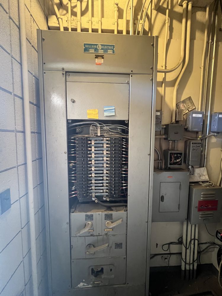 Slide of RR Electrical Solutions