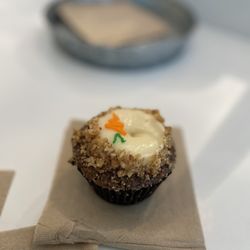 Cupcakin' Bake Shop - Carrot cake
