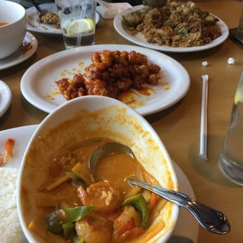 Seven Seas - Red curry orange chicken shrimp fried rice - Thai Near Me - Corona, California Seven Seas - Red curry orange chicken shrimp fried rice - Thai Near Me - Corona, California