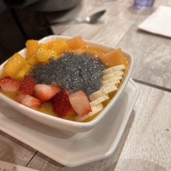 Mango Mango Dessert - Mixed fresh fruit with mango juice - Desserts Near Me - New York, New York