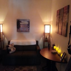 Mantra Massage Therapy - Reception area