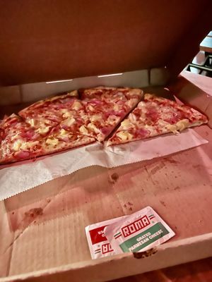 Vic's Pizzeria by null