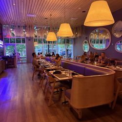 O-Ku - Indoor seating