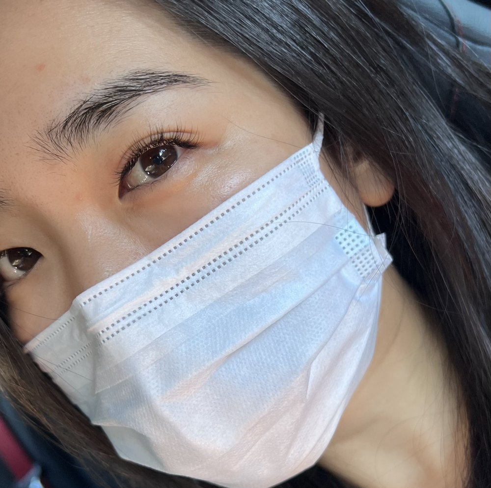 V Lash & Brow Art Logo