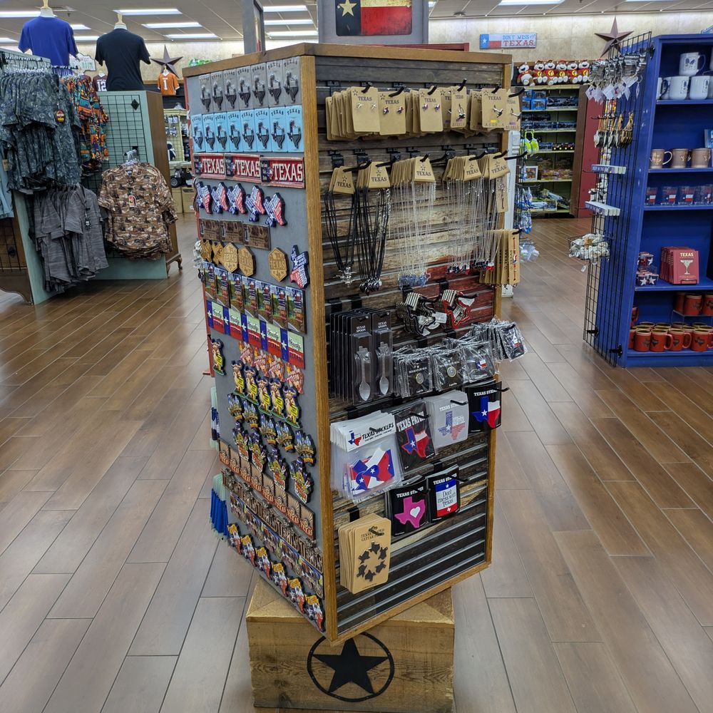 Buc-ee's - Buc-ee's in Temple TX - Gas Stations Near Me - Temple, Texas