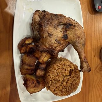 Flo's Grill & Kitchen - Jollof Rice Value Meal - Barbeque Near Me - Woodbridge, Ontario