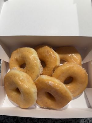 S H Donuts by null