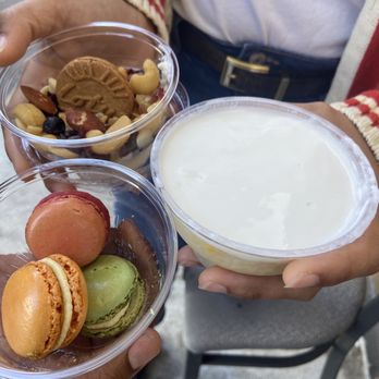 Viet Kitchen - Macaron, corn dessert and nuts with whipped cream dessert - Vietnamese Near Me - Tampa, Florida Viet Kitchen - Macaron, corn dessert and nuts with whipped cream dessert - Vietnamese Near Me - Tampa, Florida
