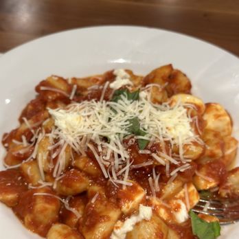 Ferraro's Restaurant - Handmade Gnocchi Napolitano - Pizza Near Me - Westfield, New Jersey Ferraro's Restaurant - Handmade Gnocchi Napolitano - Pizza Near Me - Westfield, New Jersey