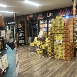 Leo's Self Service Liquors - Inside