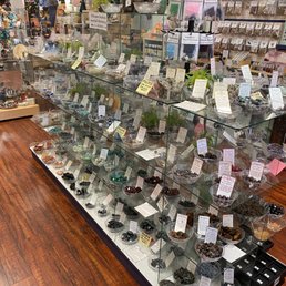 Smaller stones for rockhounds and gemstone collectors Smaller stones for rockhounds and gemstone collectors