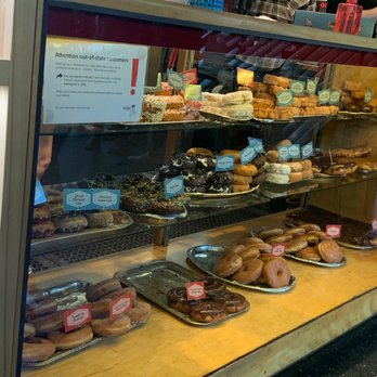 Top Pot Doughnuts - Donut case - Bakeries Near Me - Seattle, Washington Top Pot Doughnuts - Donut case - Bakeries Near Me - Seattle, Washington