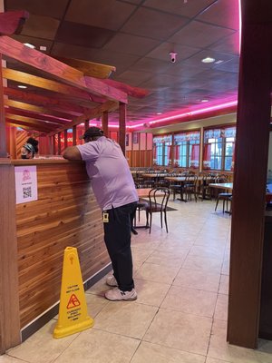 Roscoe's Chicken and Waffles by null