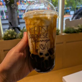 Broyé Cafe & Bakery - Brown sugar coffee boba - Bakeries Near Me - Vancouver, British Columbia Broyé Cafe & Bakery - Brown sugar coffee boba - Bakeries Near Me - Vancouver, British Columbia