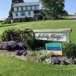 Schantz Haus - Entrance