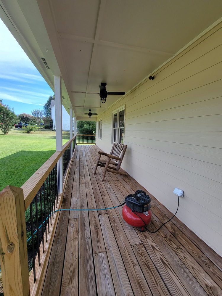 Slide of AEC King Construction