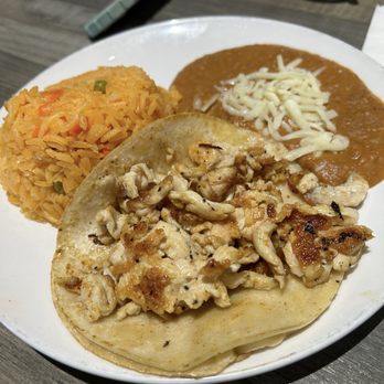 Lalo's Pinches Tacos - Kids chicken taco - Mexican Near Me - Henrico, Virginia Lalo's Pinches Tacos - Kids chicken taco - Mexican Near Me - Henrico, Virginia