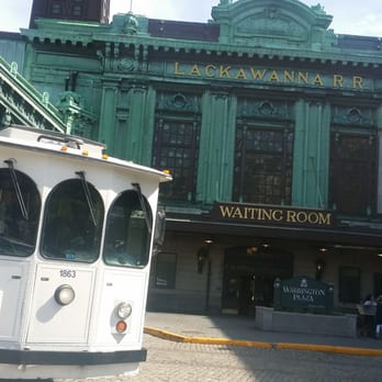 Jake's Wedding Trolley - Limos Near Me Jake's Wedding Trolley - Limos Near Me
